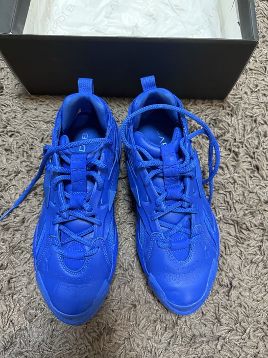 Reebook cardi b маратонки в супер уникален цвят