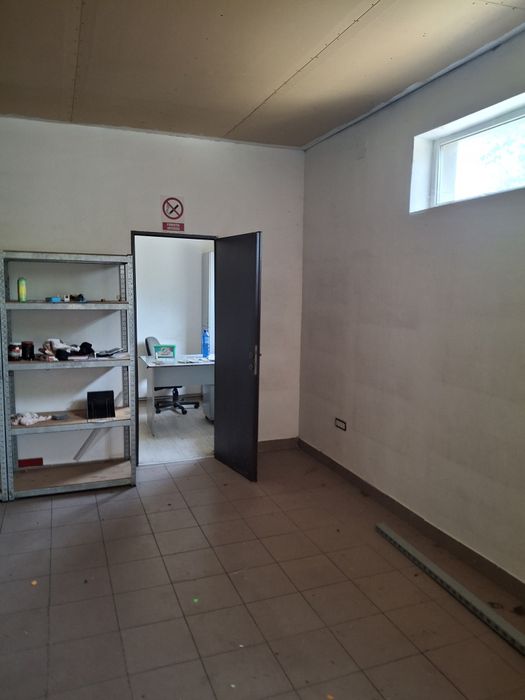 Casa sau spatiu comercial Siria la soseaua principala in centru