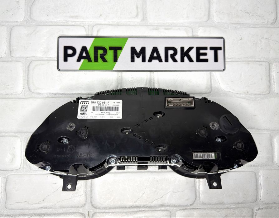 Километраж AUDI SQ5 8R 8R0920931F