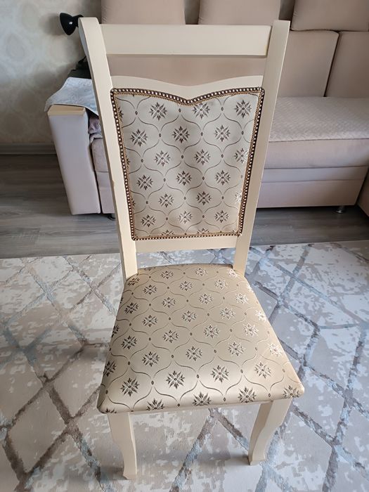 Продам стулья 4 шт