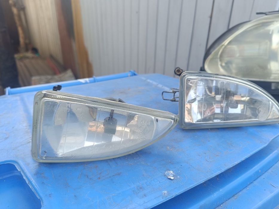 Proiectoare ceata Ford focus și Jaguar stype