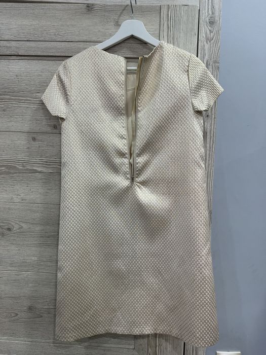 Детское золотое платье