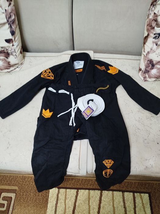 Продам кимано для джиу джитсу