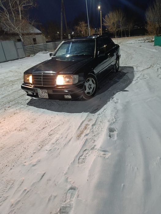 Мерседес w124         .