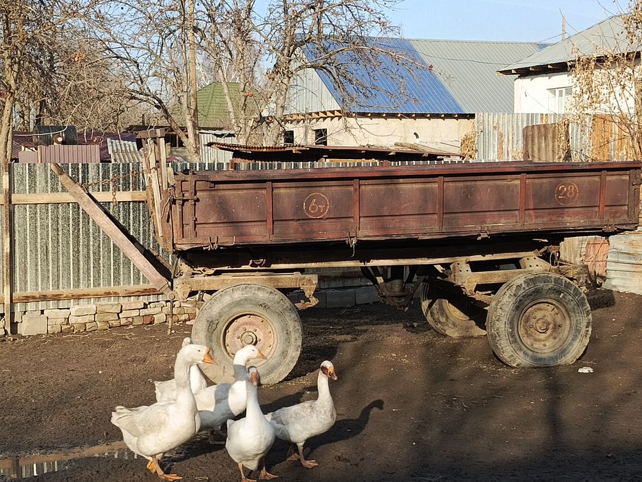 Тележка на трактор