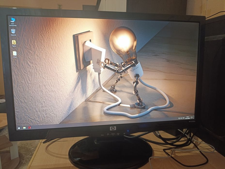 Монитор HP 22" Дюйма