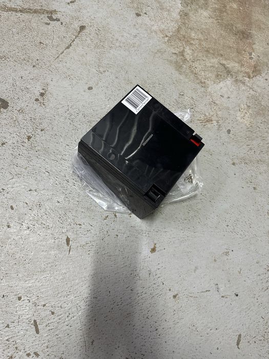 Продам аккумулятор 12в