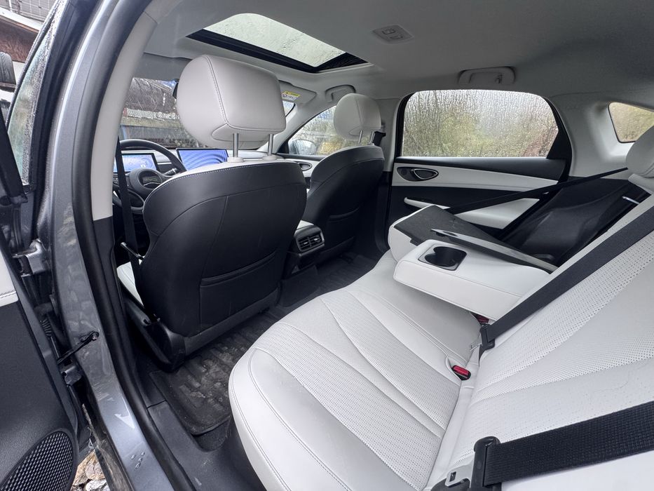 BYD Seal 5 DM 1.5 Plug in hybrid 2026 avariat