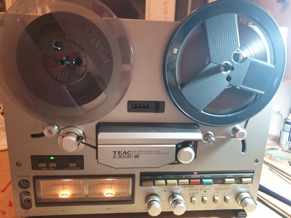 Magnetofon TEAC X300R autorevers 3moto Rezervatare 3capete