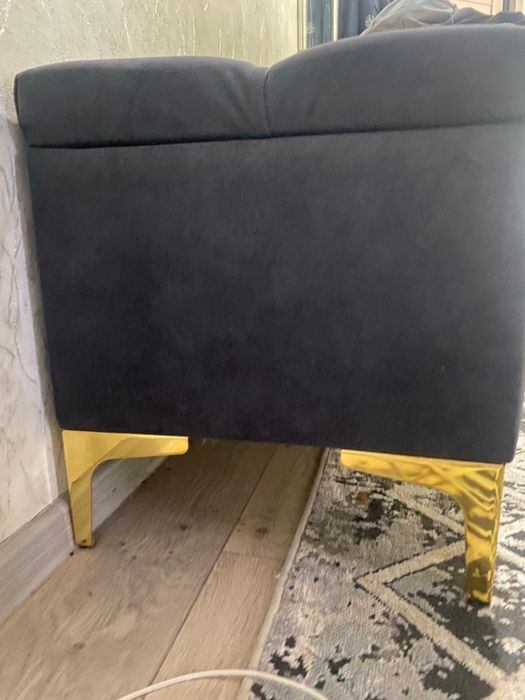 Продам пуфик для прихожей