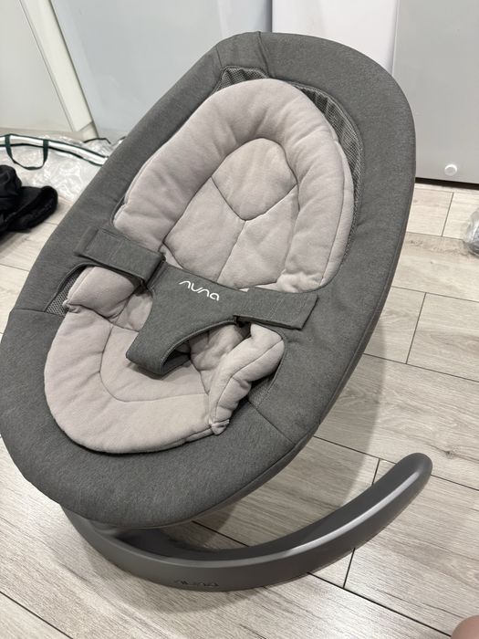 Продам детский шезлонг от бренда NUNA