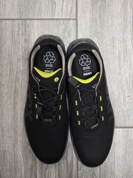 Pantofi de protecție UVEX  mărimea 47 – bombeu compozit, ESD