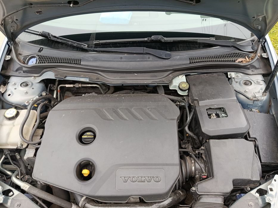 Volvo v50 2011 1.6d 115к.с