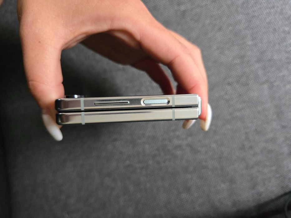 Samsung Galaxy Z Flip 5 8GB | 256GB