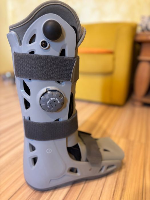 Orteze nr 43 cu multimple pompite de aer pentru unnreglaj perfect.