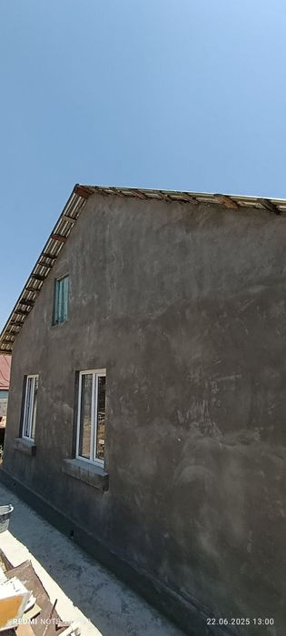 Chirchiqda hovli sotiladi