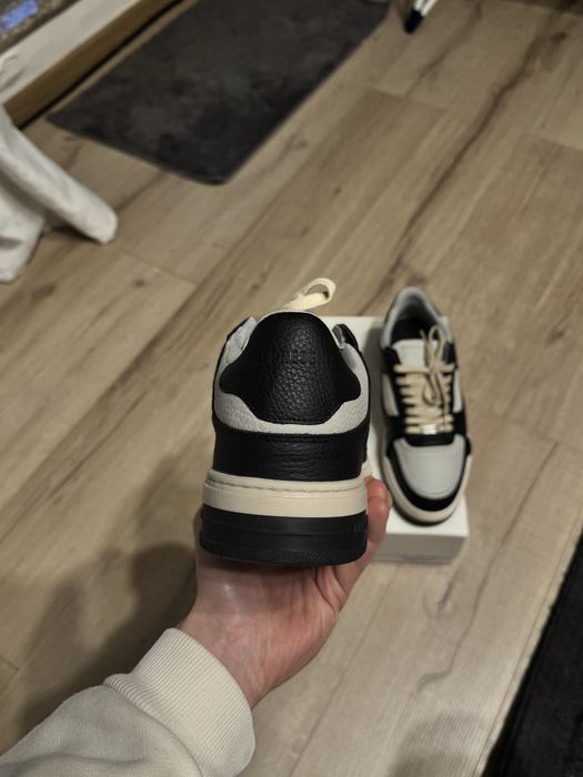 Represent Apex Sneakers