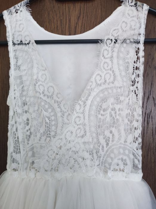 Прекрасна рокля за малки принцеси