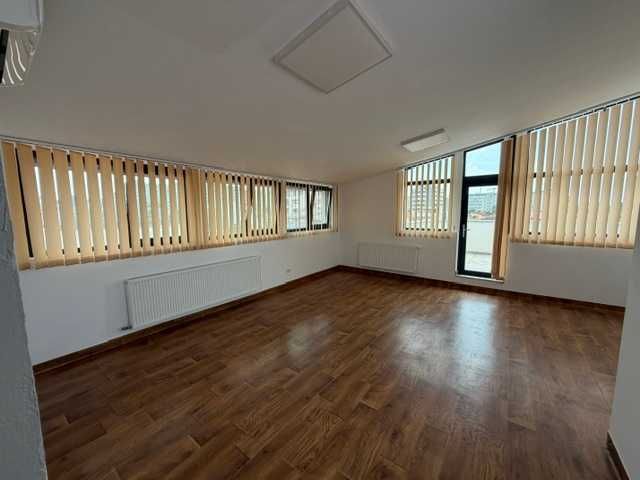 Vila pentru birouri/clinica/scoala cu 8 camere si 3 bai in zona Piata Victoriei - Primaria Sector 1