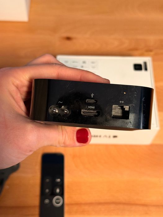 Продавам Apple TV HD (MR912B/A) – 32GB, 1080p