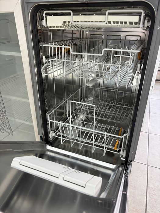 Miele G 4620 тясна миялна за частично вграждане/24 мес гаранция