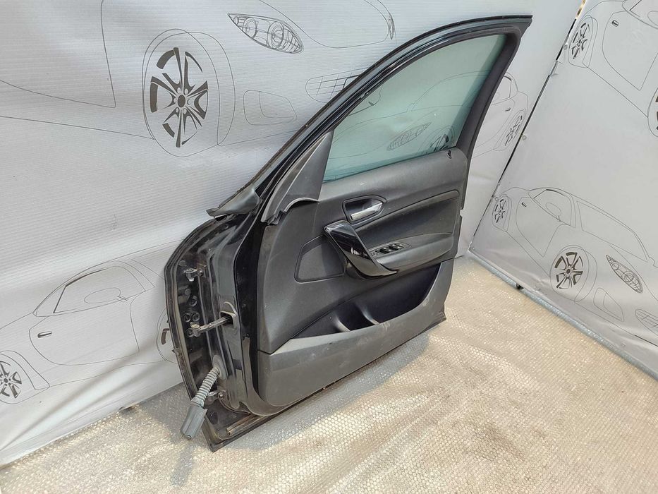 Ușă Față Dreapta BMW Seria 1 F20 F21 Hatchback SCHWARZ II (668) 2015 / [2011-2019] / 41009628760 9628760 (3A)