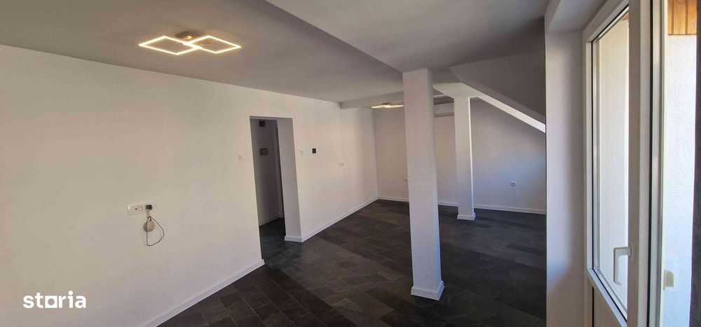 Apartament 2 camere, mansardă, zonă centrală Brașov — /lună — fotografia 2