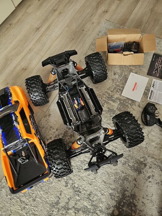 TRAXXAS XMAXX 8s masina cu telecomanda profesionala