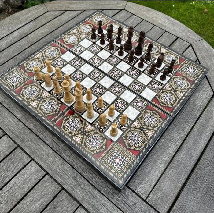 Луксозен ръчно изработен шах и табла  от Египет