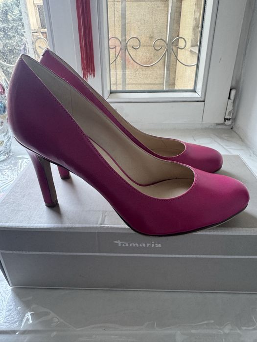 Продам обувь женскую, разное