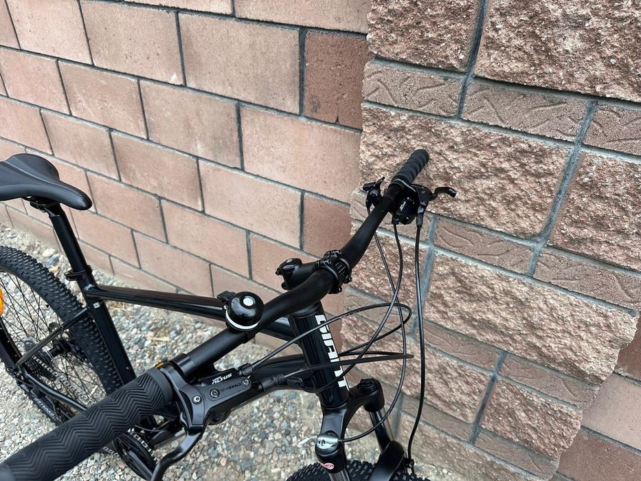 Велосипед giant talon