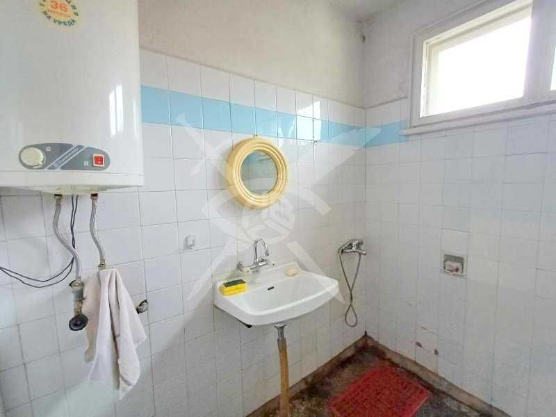 Продава се Многостаен апартамент в Айтос - 106 кв.м за 708 €/кв.м - Снимка #3