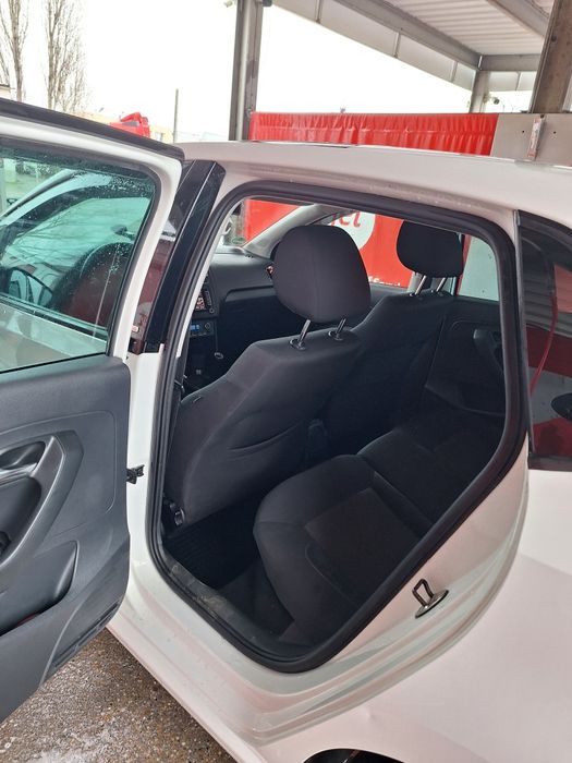 Vând vw polo 1.2 2011