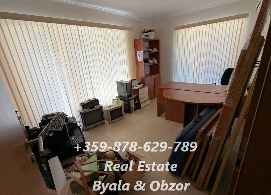 Продава се Тристаен апартамент в Обзор - 85 кв.м за 795 €/кв.м - Снимка #2