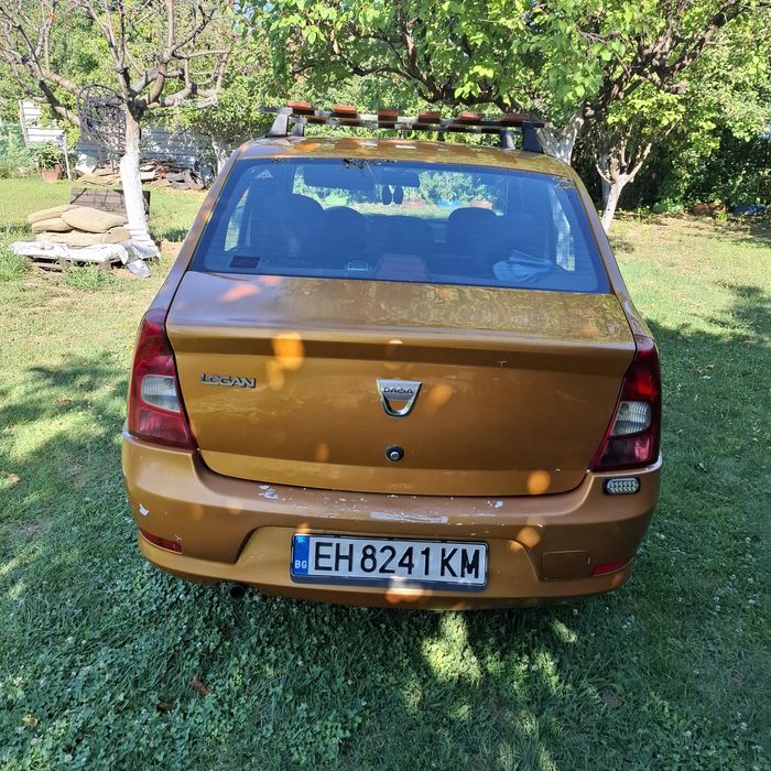 Автомобил Дачия Логан