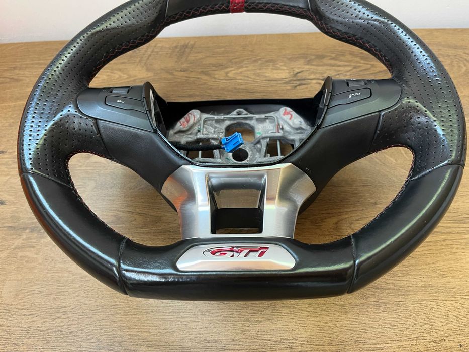 Оригинален с перфорирана кожа Мулти волан Peugeot 208 308 GTI Пежо ГТИ