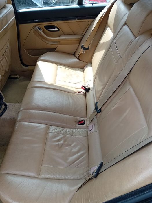 BMW Е 39  3000 дизел  2001 година 197 к.с