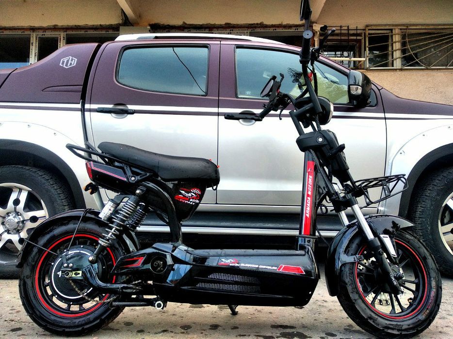 Скутер срочно сотилади!