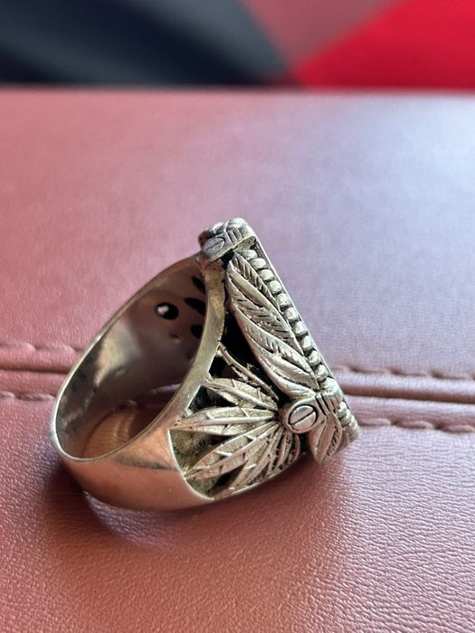 Серебряное кольцо