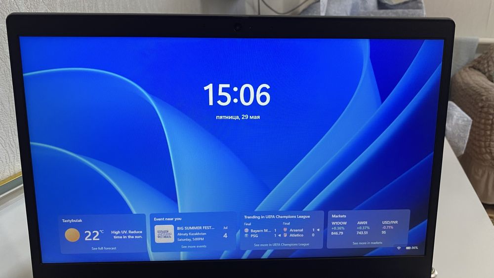 Продам ноутбук lenovo 81WB