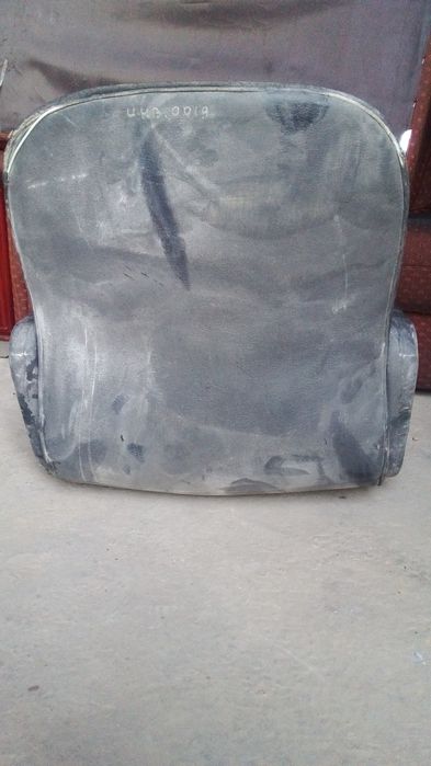 Kreslo sotiladi. 20 dona