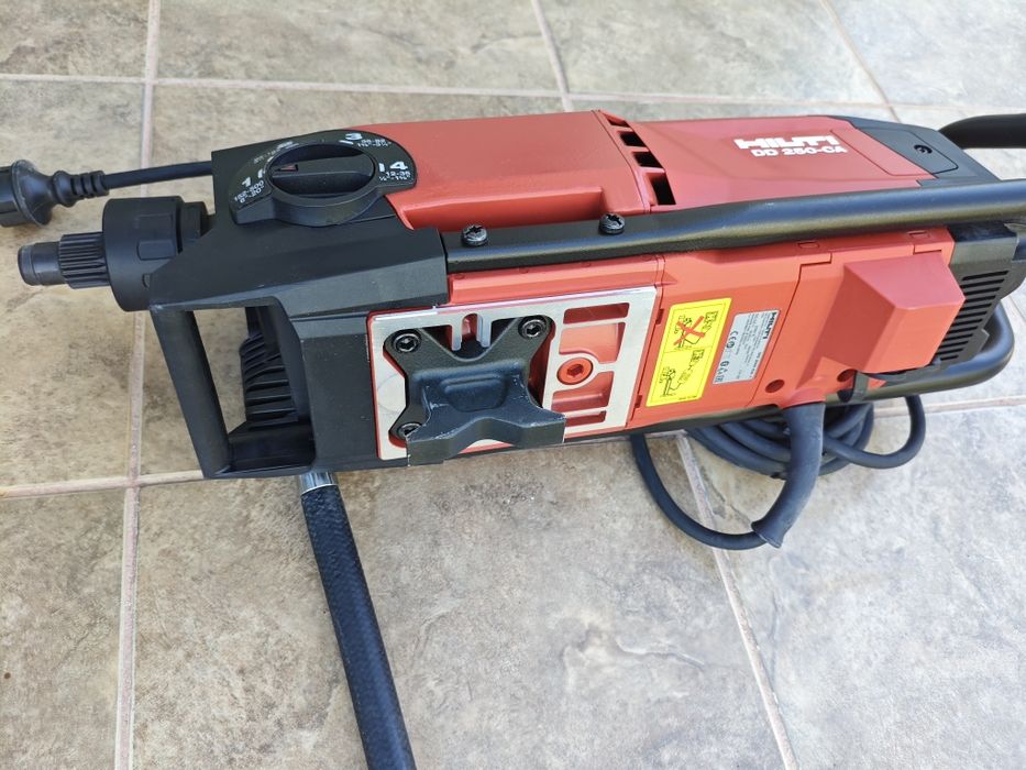 Ново 2025 - Hilti DD 250 CA + DD - HD 30 - Диамантено пробивна машина