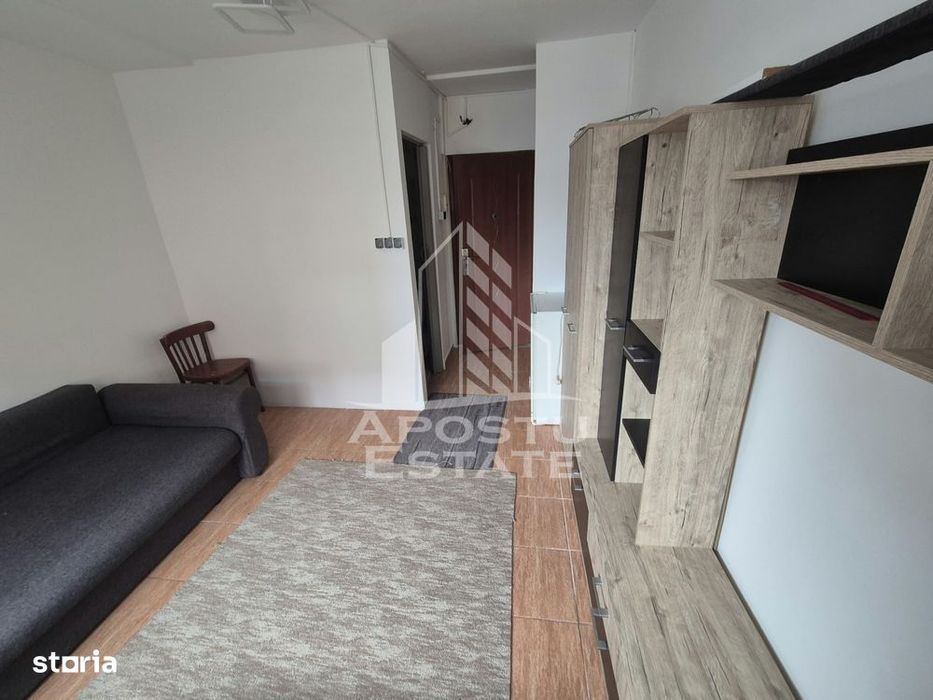 Garsoniera de vanzare, zona UMT, Timisoara — fotografia 3