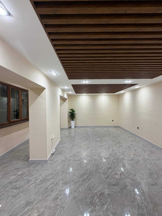 Нежилое помещение Бадамзар мечеть Первая линия  100 кв.м Евро ремонт