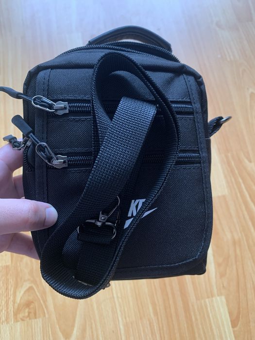 Borseta Nike Neagra
