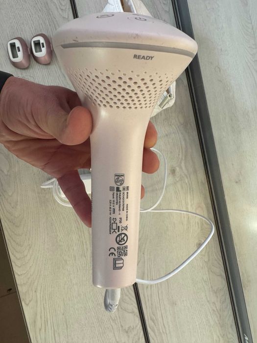 Philips Lumea IPL Seria 9000 – BRI958/00 – complet funcțional