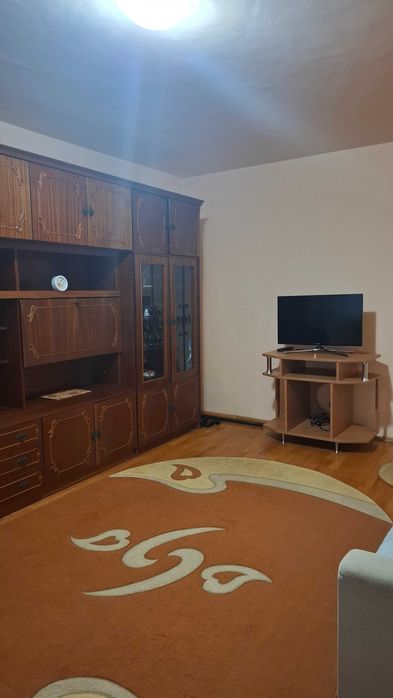 Apartament de închiriat zona Barieră Catedrală