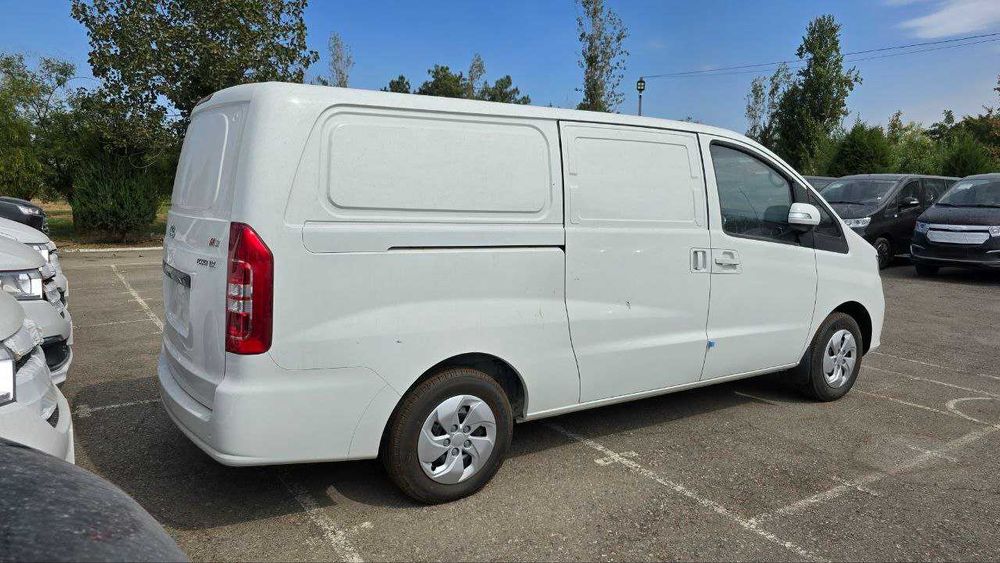 JAC M3 YANGI PORTIYA 2025-YIL 3 xili bor van qilingani m3+ m3 oddiy