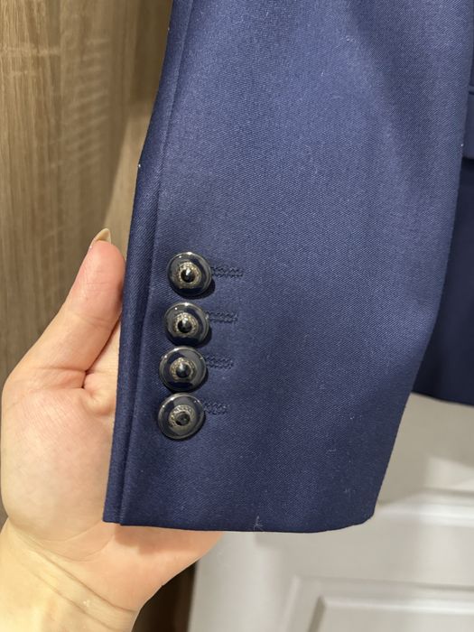 Продам мужской костюм