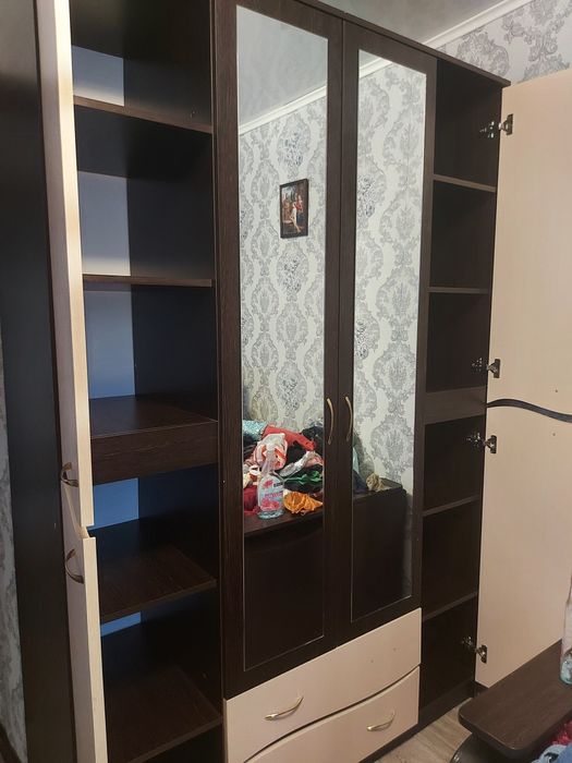 Продам шкаф ,самовывоз
